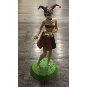 Cryptozoic DC Comics Harley Quinn Hula Girl Bobble Figure 8"